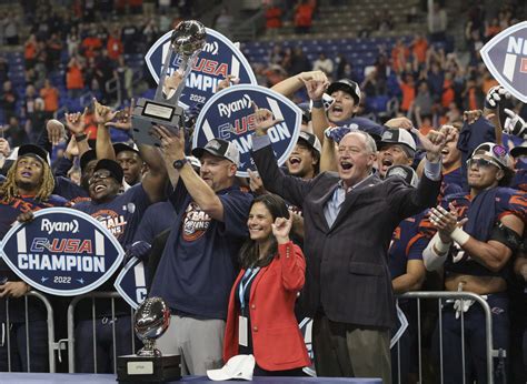 Why utsa football tickets are the hottest items in san antonio 20