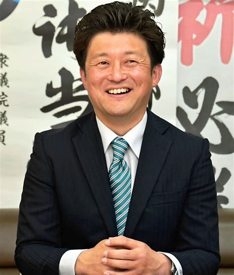 逆境で挑みトップ当選 垣内将邦さん 長野県議選・上伊那郡区、当選者の横顔｜信濃毎日新聞デジタル 信州・長野県のニュースサイト