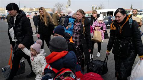 Guerre En Ukraine Un Enfant Devient Un R Fugi Chaque Seconde