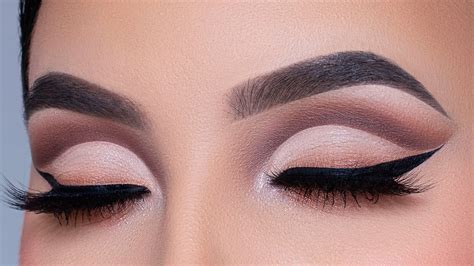 Modern Brown Cut Crease Tutorial With Black Winged Eyeliner Youtube