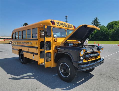 1955 Chevrolet 4500 School Bus (1) | School bus, Old school bus, Bus