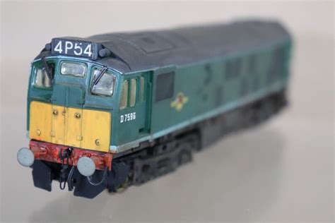 Hornby R072 Kit Built Weathered Br Green Class 25 Diesel Locomotive D7596 Od Ebay