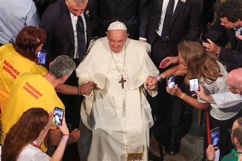 Il Papa A Lisbona Sogno Un Europa Che Ritrovi Un Anima Giovane