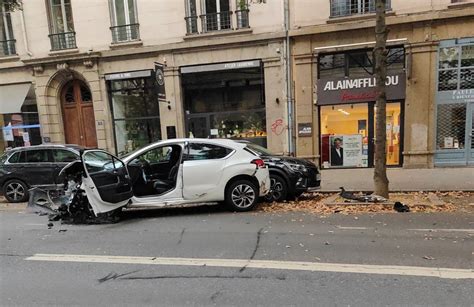 M Tropole De Lyon Bron Un Mineur De Ans Vole La Voiture Dune