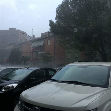 Maltempo Temporale Raffiche Di Vento E Grandine Su Perugia Tuttoggi