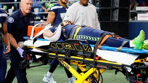 🔴seahawks Wr Cade Johnson Taken To Hospital As Precaution Following