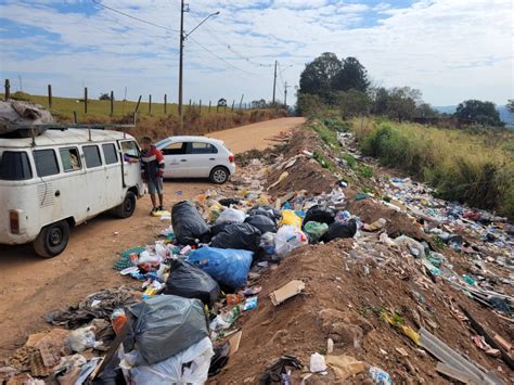 Departamento De Limpeza P Blica Flagra Descarte Irregular De Res Duos