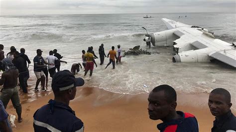 Primeras ImÁgenes Del Avión Que Se Estrelló En El Mar Y Dejó 4 Muertos Rt