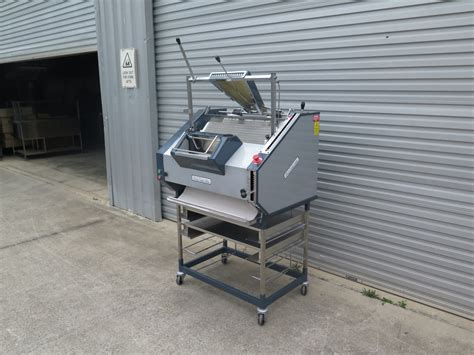 Versatile Moulder 20rm15 Australian Bakery Equipment Supplies