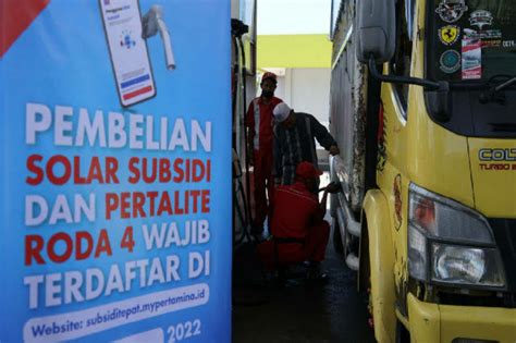 Subsidi Bbm Dalam Apbn Beban Atau Penyimpangan Top Satu