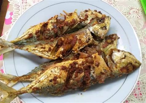 Resep Ikan Goreng Kunyit Kriuk Oleh Rita Ng Cookpad