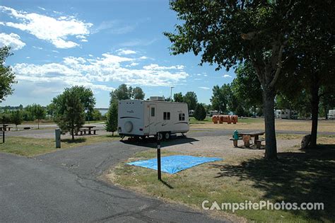 Boyd Lake State Park - Campsite Photos and Campground Information