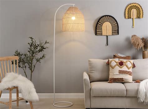 Lampadaire Ethnique En Fer Et Rotin H 177 Cm Naturel Et Blanc