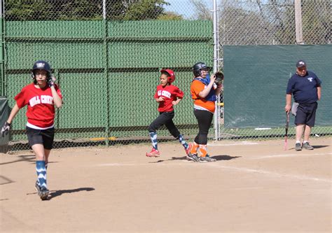 Mill Creek Girls Softball Team Remax Mill Creek Jr Bas Flickr