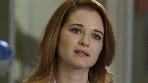 Greys Anatomy Sarah Drew Shares First Look At April Kepners Return