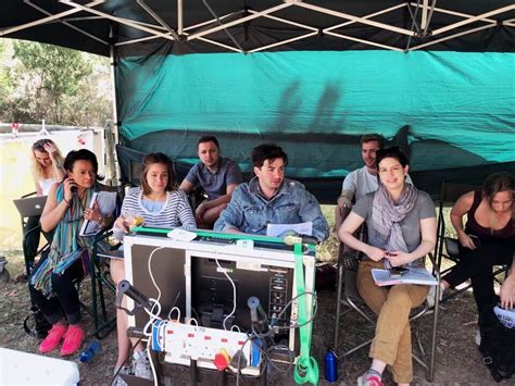 tv commercial production tips   expect     set