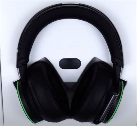 Xbox Wireless Headset Review In 2024 The Guide Box