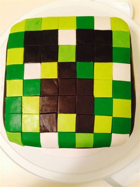 Minecraft Creeper cake | Cake, Creeper cake, Desserts