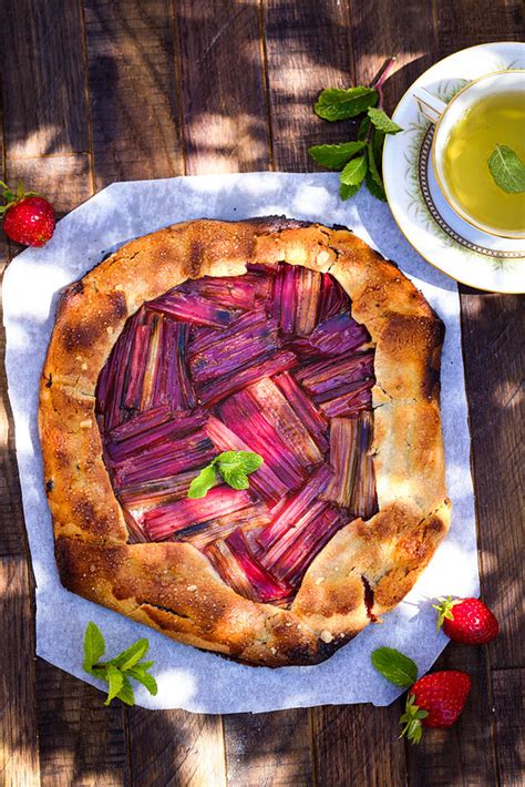 Tarte Rustique à La Rhubarbe Sans Oeufs Recette Dessert Facile Un