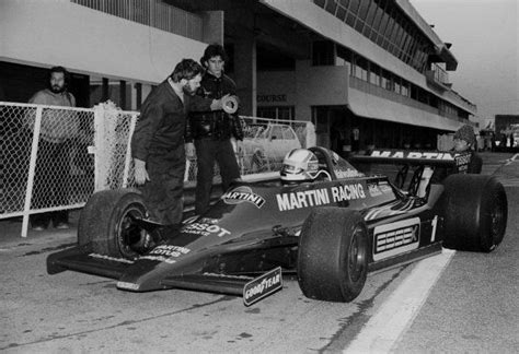 Nigel Mansell Gbr Tested A Formula One Car For The First Time Driving