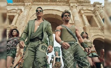 Bade Miyan Chote Miyan Title Track Teaser Akshay Kumar Tiger Shroff S