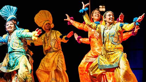 bhangra dance style dance   india