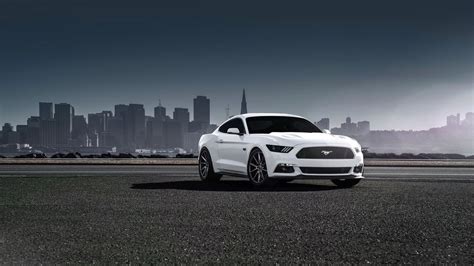 White Mustang Wallpapers - Wallpaper Cave