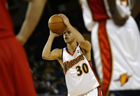 Photos Stephen Currys 2009 Rookie Year As Golden State Warriors Prepare For Nba Draft Chico