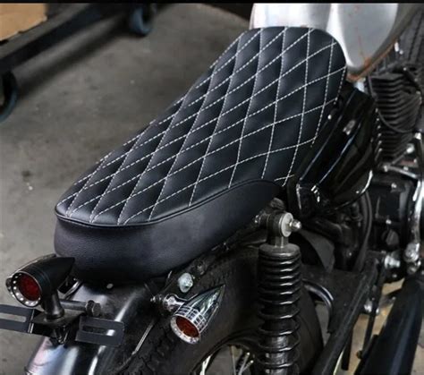 Asiento Caf Racer Scrambler Negro Rombos Blanco Universal Meses Sin