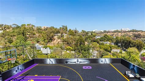 Billionaire Buys $44 Million L.A. Mansion W/ Insane Custom Kobe Bryant ...