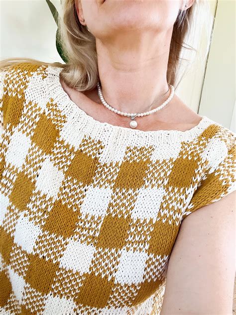 Babe Tank Top Knitting Pattern Wit Buffalo Check Pattern Muki Crafts