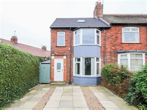 3 Bed End Terrace House For Sale In Oakwood Avenue Wakefield Wf2 Zoopla