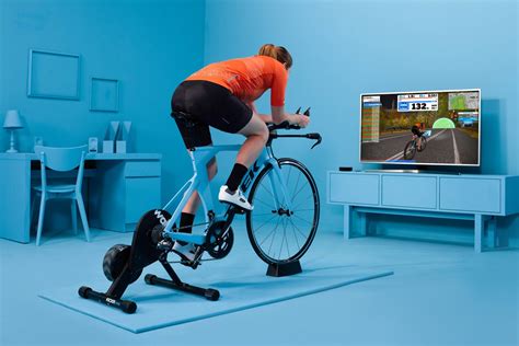 Zwift Indoor Cycling App User Bike Dica