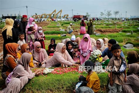 Orang Yang Meninggal Akan Kembali Berkumpul Dengan Keluarga Kelak Di