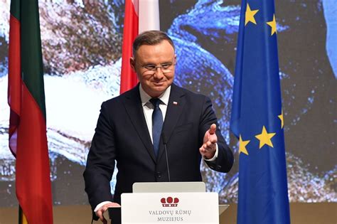 Andrzej Duda jednoznacznie o strefach wolnych od LGBT Udzielił