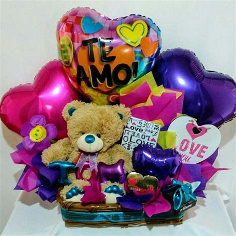 Hermoso Arreglo De Globos Con Peluche Y Chocolates Globos Arreglos