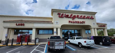 Covid Drive Thru Testing At Walgreens S Washington Ave