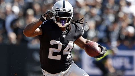 Marshawn-us - Marshawn Lynch Raiders (#2977986) - HD Wallpaper ...