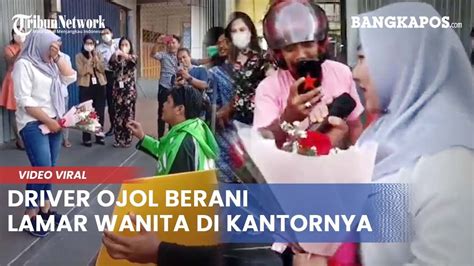 Viral Driver Ojol Berani Lamar Wanita Di Kantornya Di Keramaian