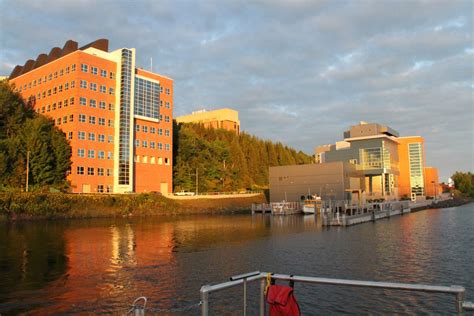 IMGPart of Michigan Tech Campus, the Dow Environmental Sci… | Flickr