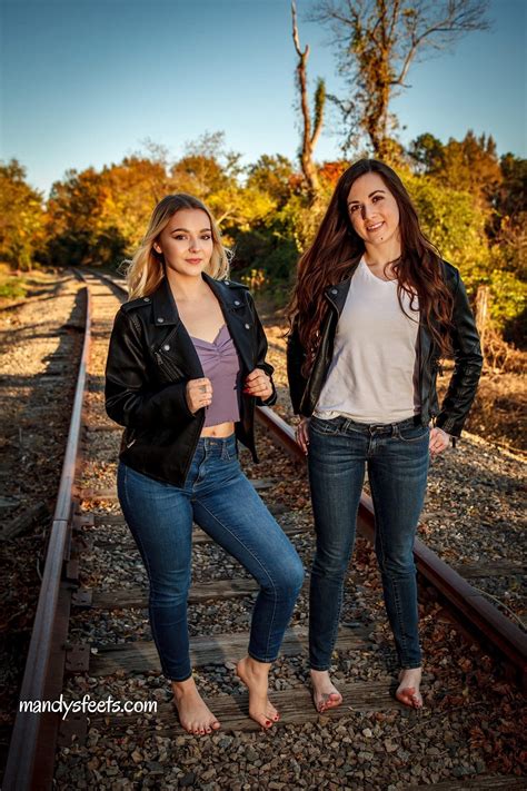 Barefoot babes on the track : r/babesonthetracks