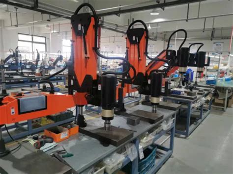 M M Servo Tapping Machine W Vertical Automatic Lubrication And