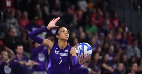 Volleyball Northwestern Swept By No Nebraska Escapes Against