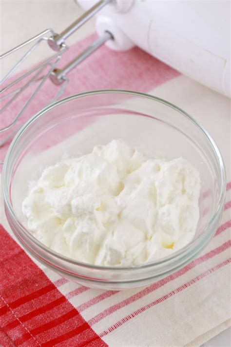 How To Make Whipped Cream Bold Baking Basics Gemmas Bigger Bolder