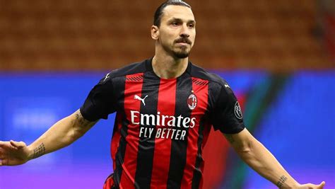 PlayStation 5 Zlatan Ibrahimovic regaló consolas a sus compañeros del