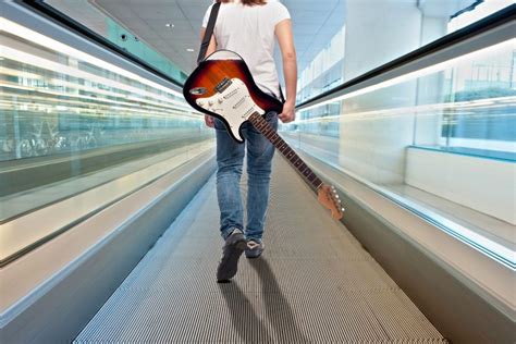 Musica Qui La Festa Concerti Anche In Aeroporto Viaggioff