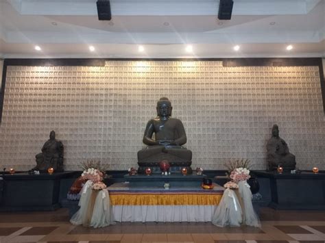 Vihara Dharma Bhakti Kbi Keluarga Buddhayana Indonesia