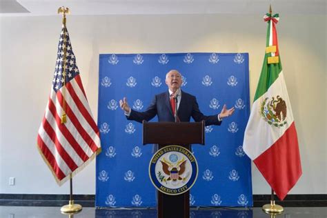 Relación Entre México Y Eu Trascenderá Gobiernos Ken Salazar Fwd