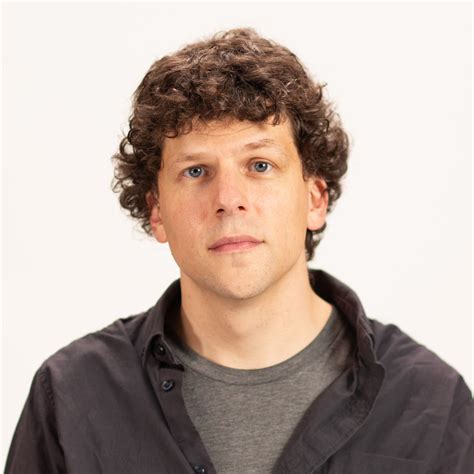 Jesse Eisenberg Plays An Author Shop Fast Lisa Unibo It