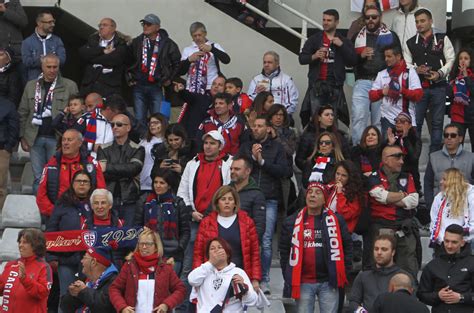 Cagliari Milan Vota La Formazione Dei Tifosi